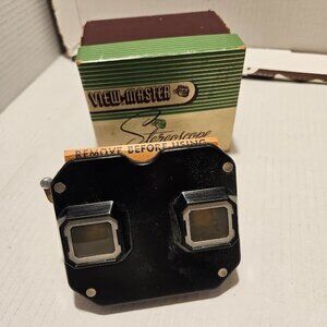 Vintage Sawyer View Master (c.1950s) with 6 photo reels